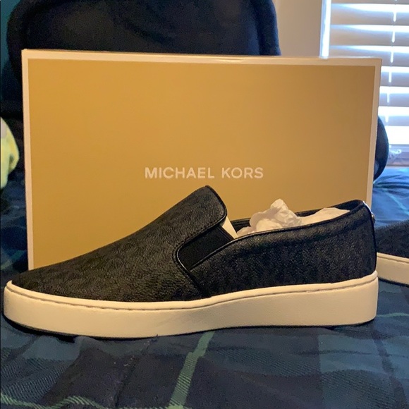 Michael Kors shoes - Picture 3 of 3